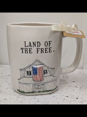 Rae Dunn "LAND OF THE FREE" Patriotic Mug NEW RELEASE